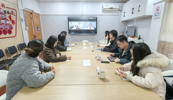 专家领航，推进“姑苏教育人才”资助项目高质量研究