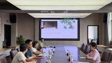 我校召开播音与主持专业人才培养方案专家指导会暨湖畔剧社校外导师聘任仪式
