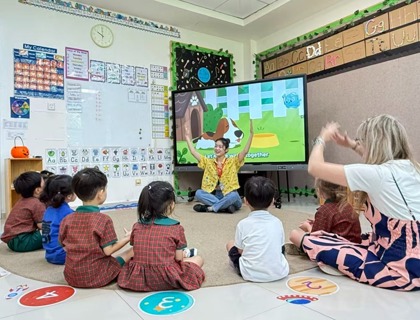 故事姐姐上英文课啦!“小水滴”的奇妙之旅